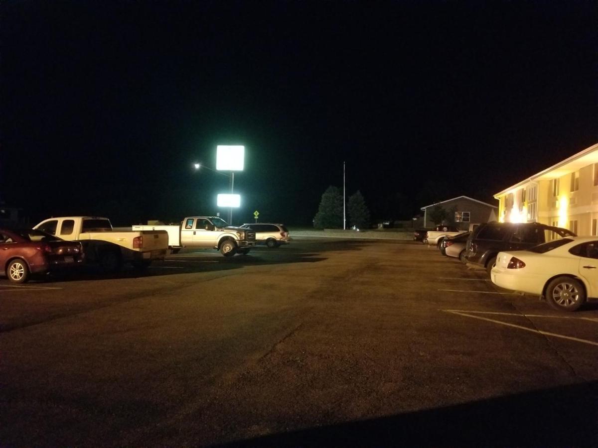 Bilmar Inn & Suites Dell Rapids Экстерьер фото