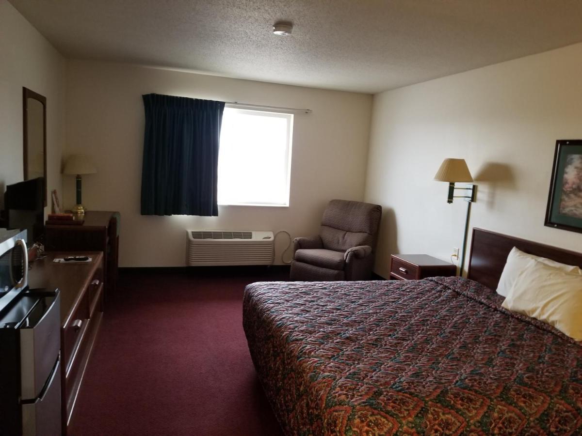 Bilmar Inn & Suites Dell Rapids Экстерьер фото