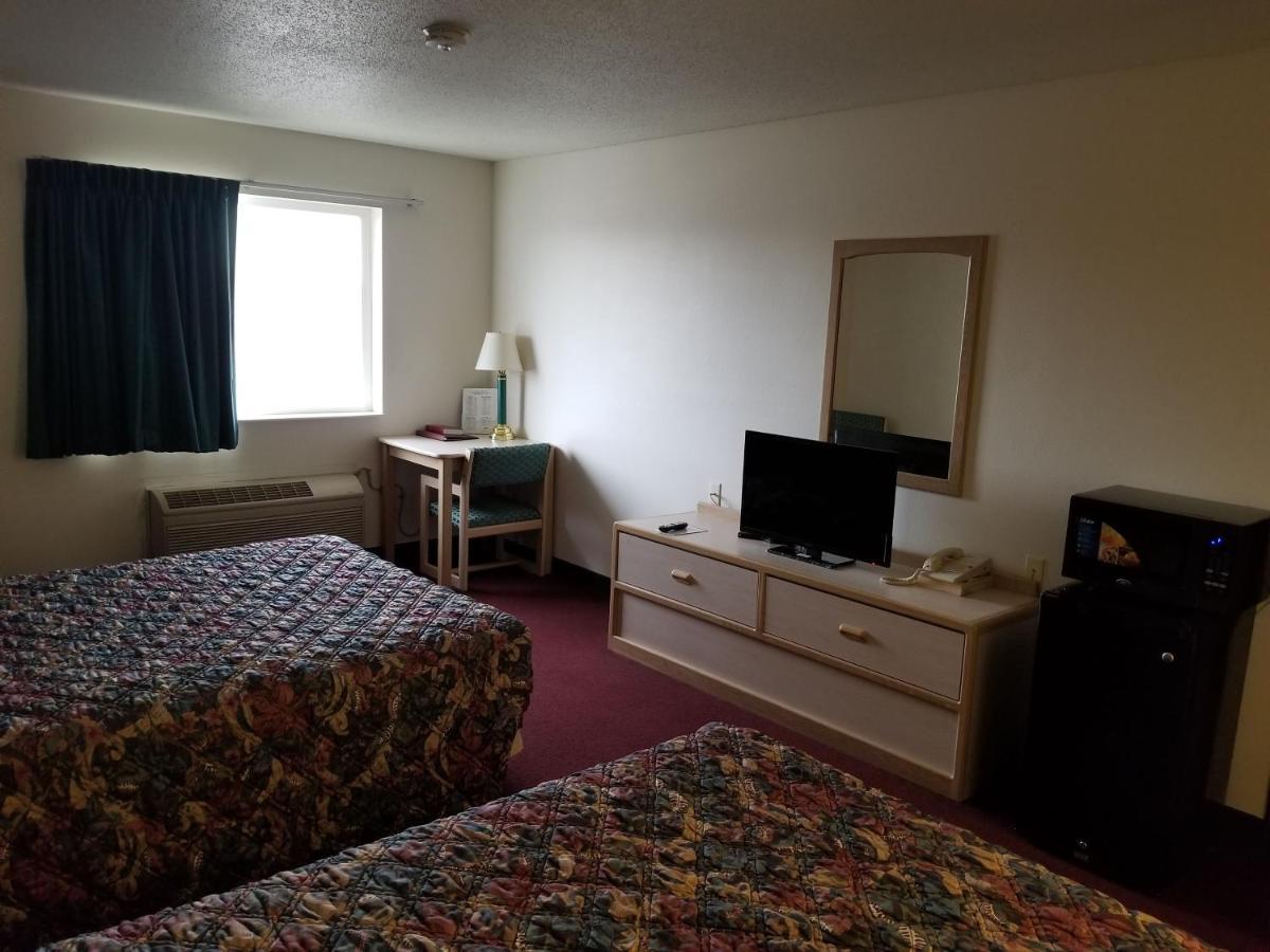 Bilmar Inn & Suites Dell Rapids Экстерьер фото