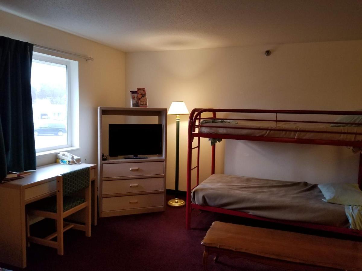 Bilmar Inn & Suites Dell Rapids Экстерьер фото