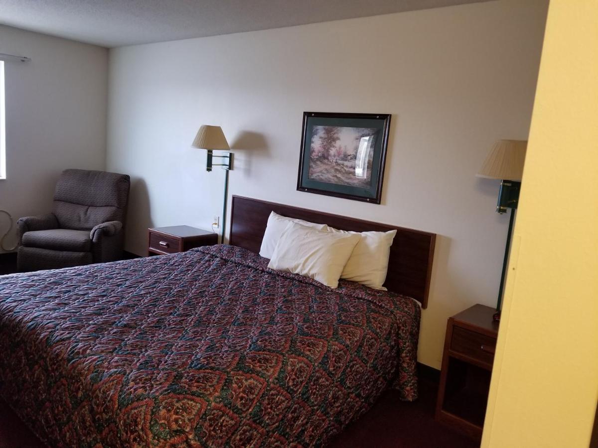 Bilmar Inn & Suites Dell Rapids Экстерьер фото