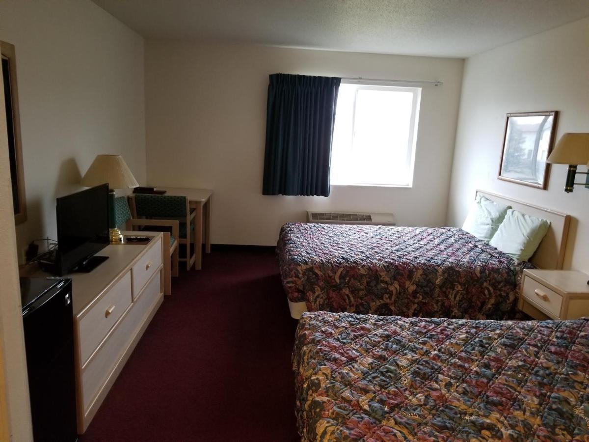 Bilmar Inn & Suites Dell Rapids Экстерьер фото