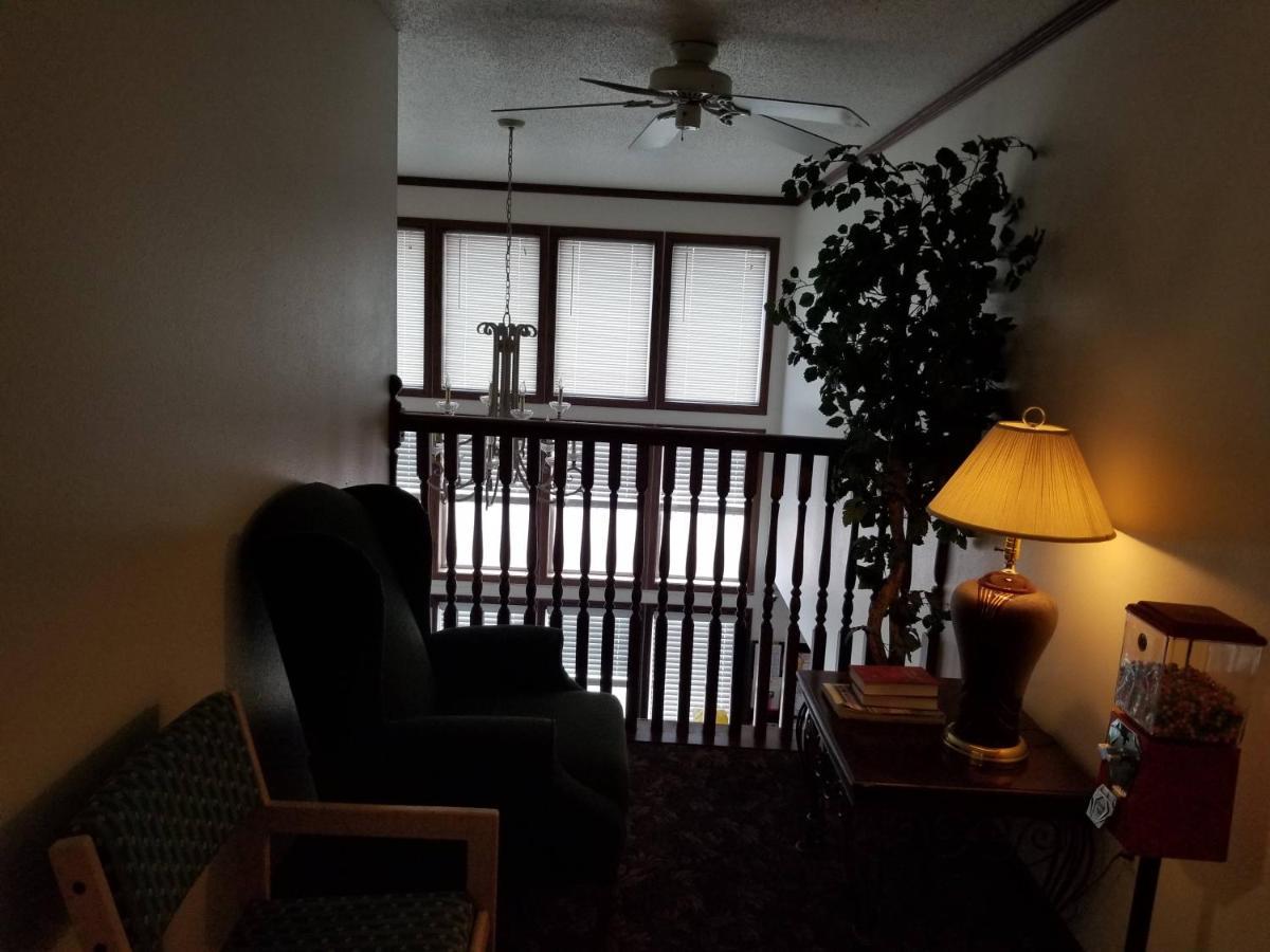 Bilmar Inn & Suites Dell Rapids Экстерьер фото