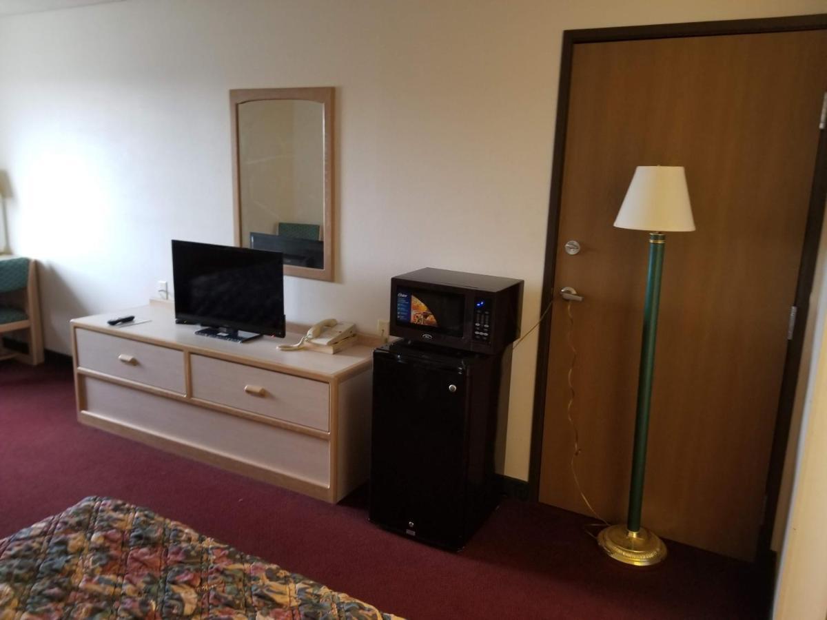Bilmar Inn & Suites Dell Rapids Экстерьер фото