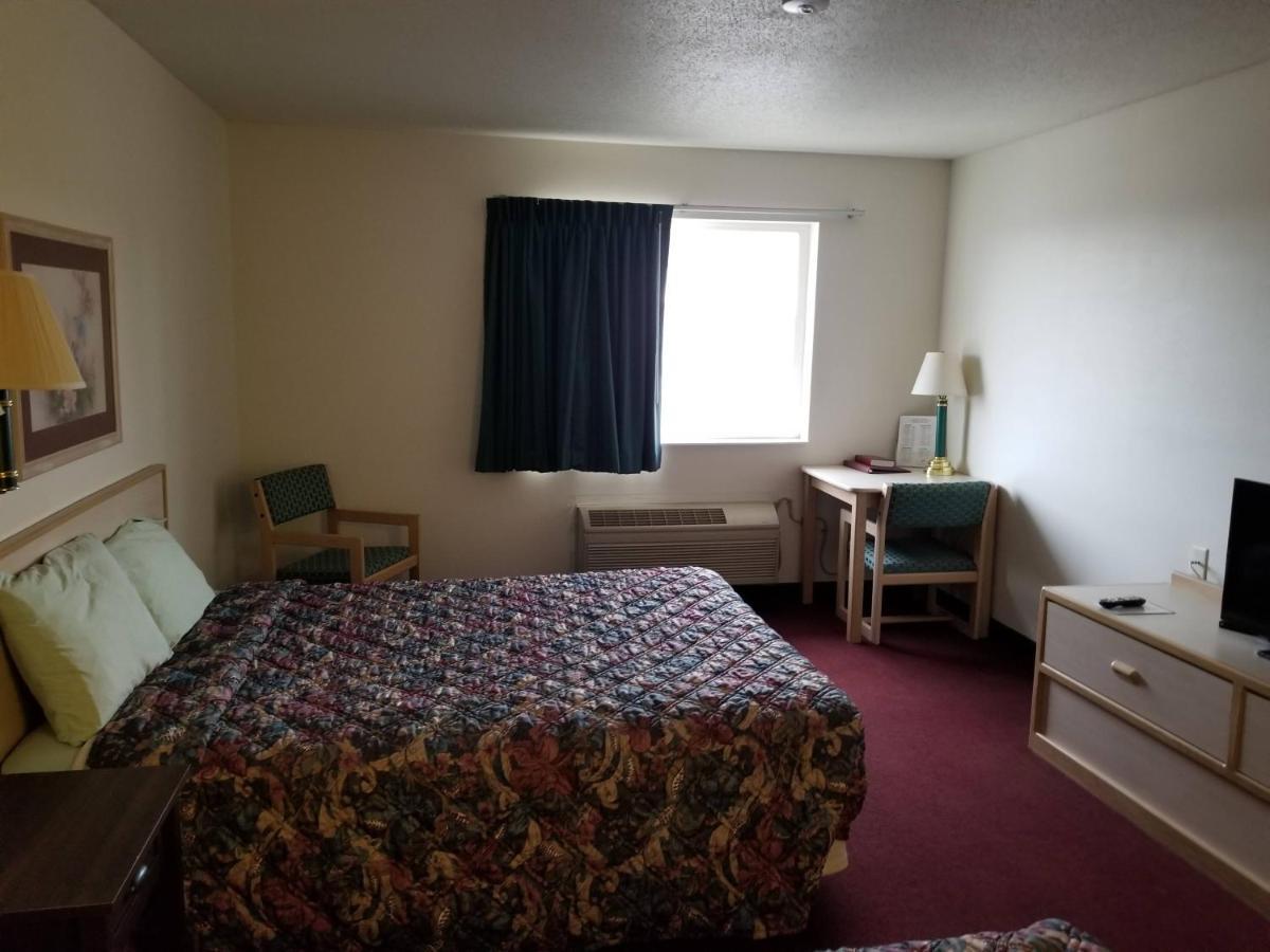 Bilmar Inn & Suites Dell Rapids Экстерьер фото