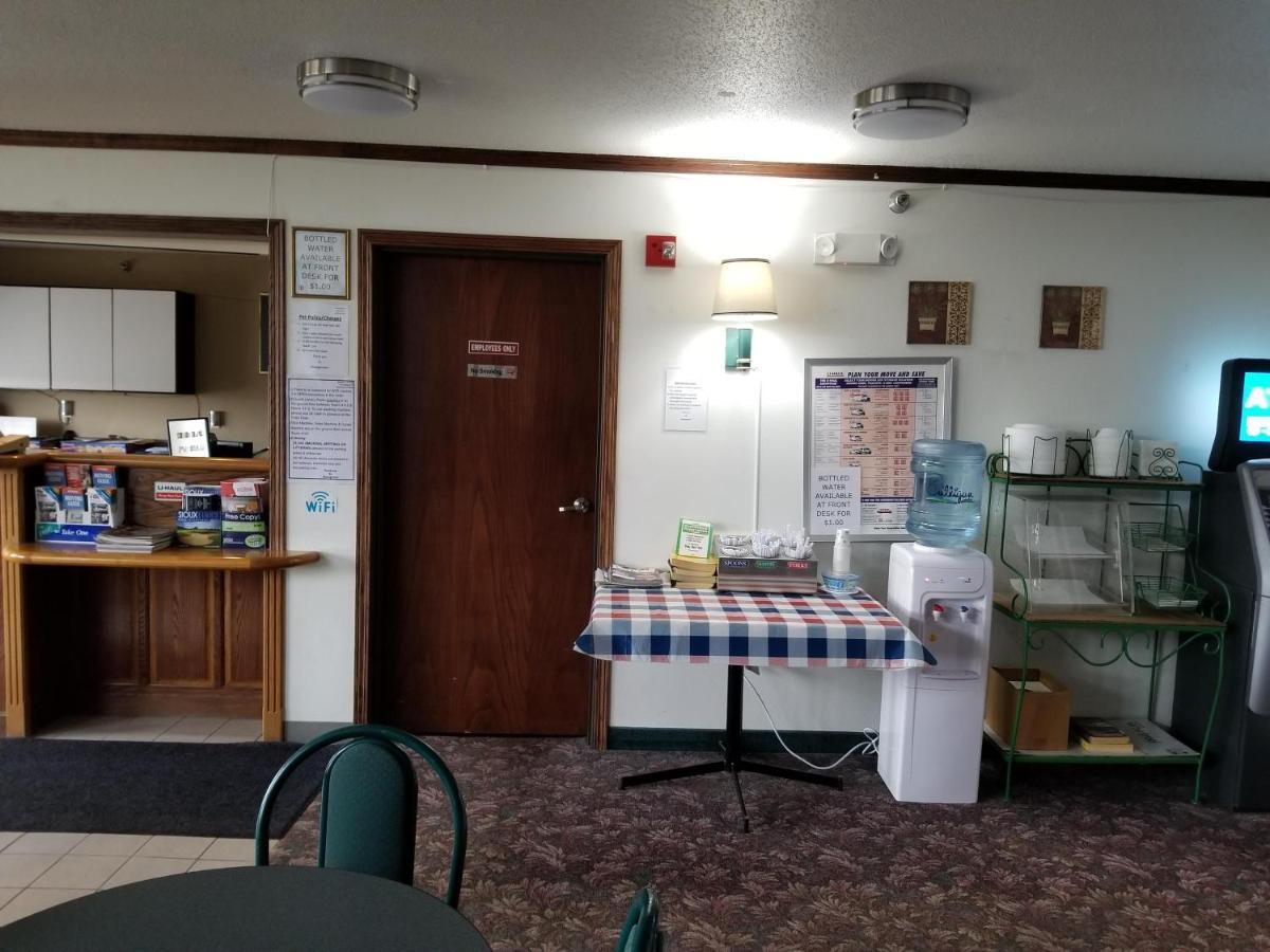 Bilmar Inn & Suites Dell Rapids Экстерьер фото