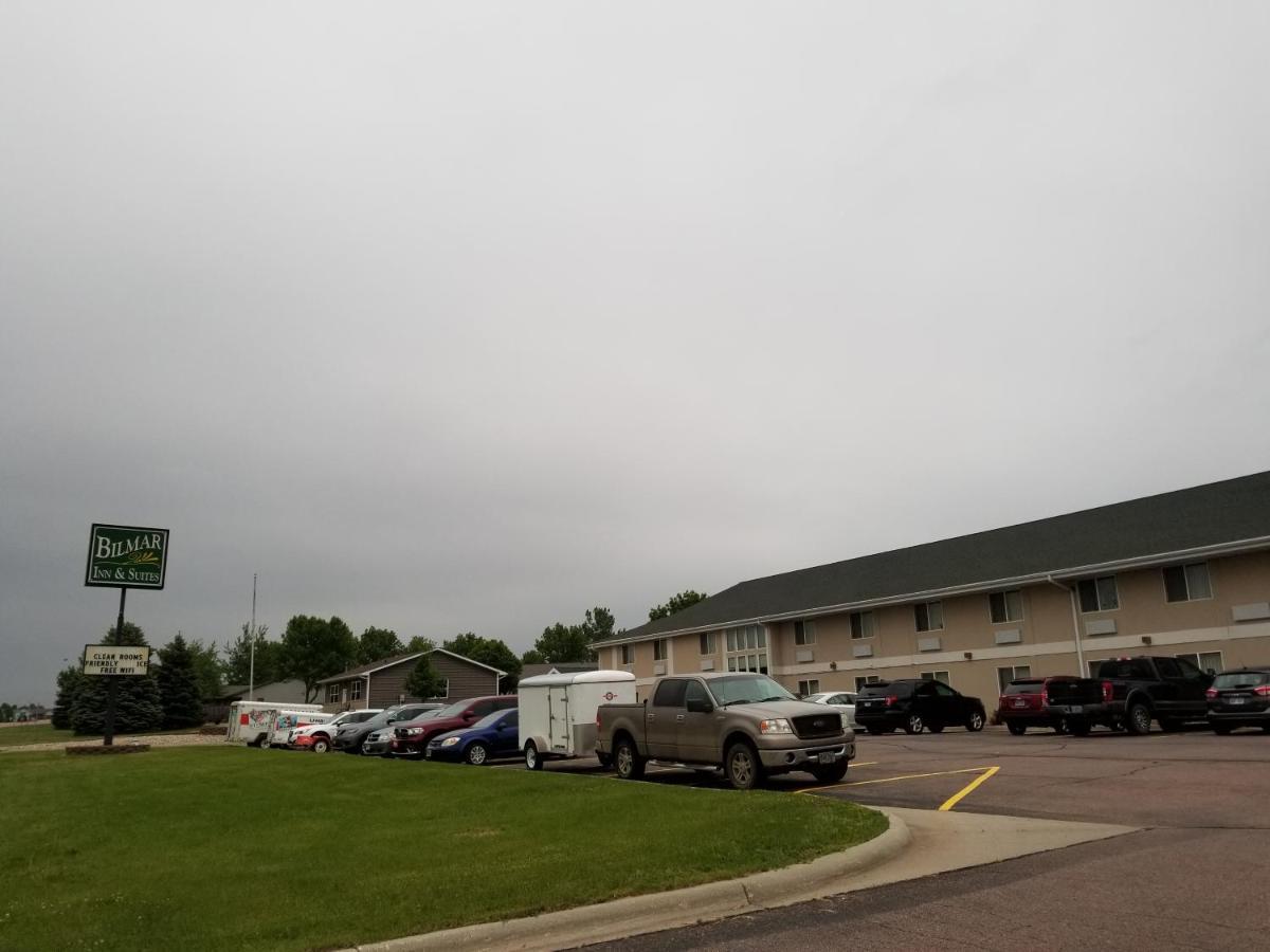 Bilmar Inn & Suites Dell Rapids Экстерьер фото