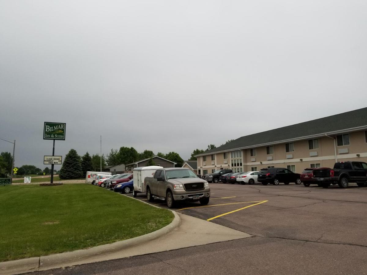 Bilmar Inn & Suites Dell Rapids Экстерьер фото